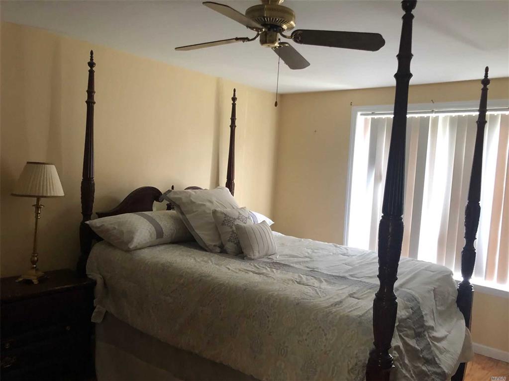 262 Bretton Woods Dr Coram Coram NY 11727