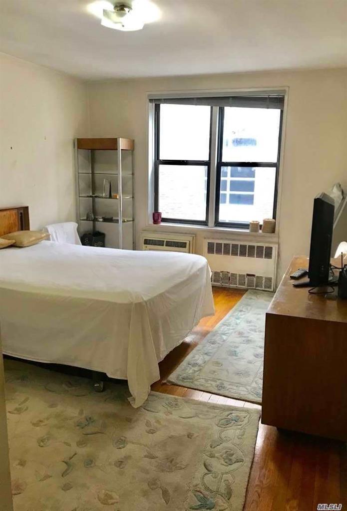 211 E 18th St Out of NYC Nyc NY 10003