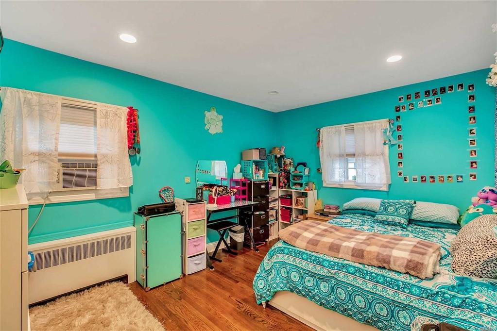 127 Joni Dr W. Sayville W. Sayville NY 11796
