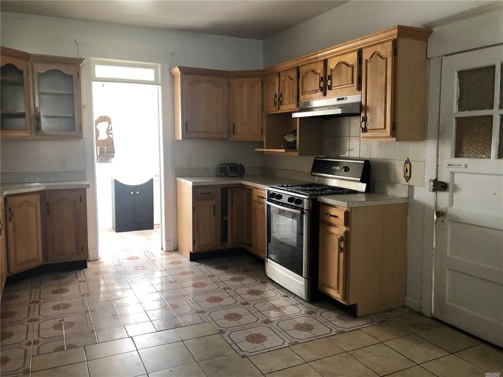 2 Brookdale Ave Out of NYC New Rochelle NY 10801