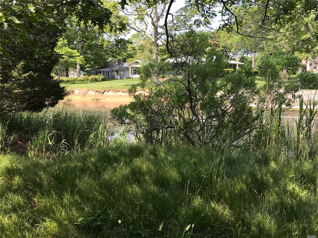 2300 Camp Mineola Rd Mattituck Mattituck NY 11952