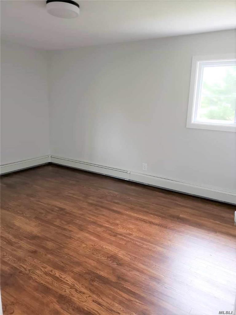 42 Butterfly Dr Hauppauge Hauppauge NY 11788