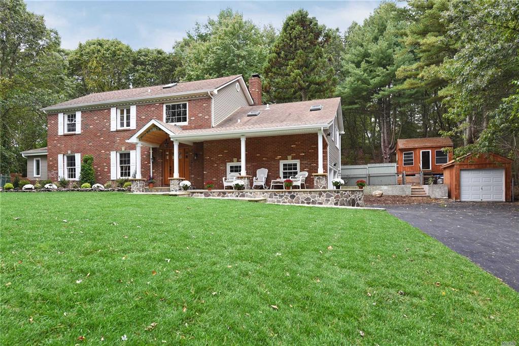 58 Woodmont Rd Melville Melville NY 11747