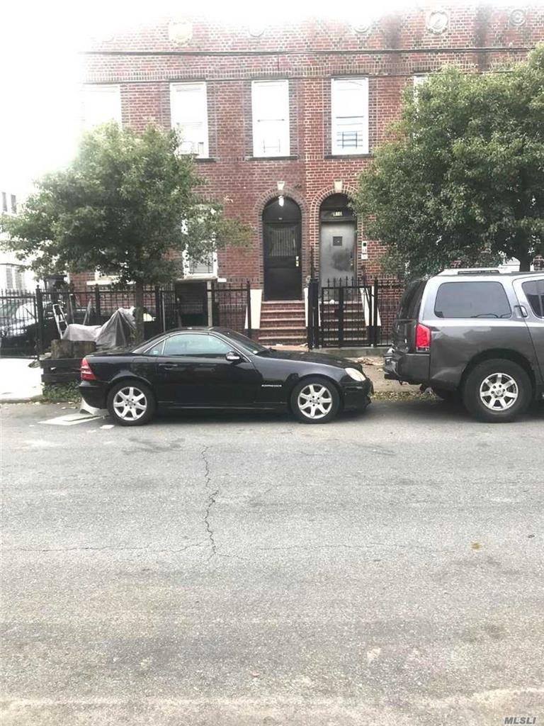 413 Montauk Ave Brooklyn NY 11208