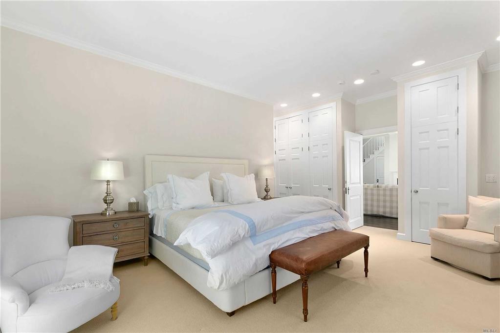 10 Lily Pond Ln East Hampton East Hampton NY 11937
