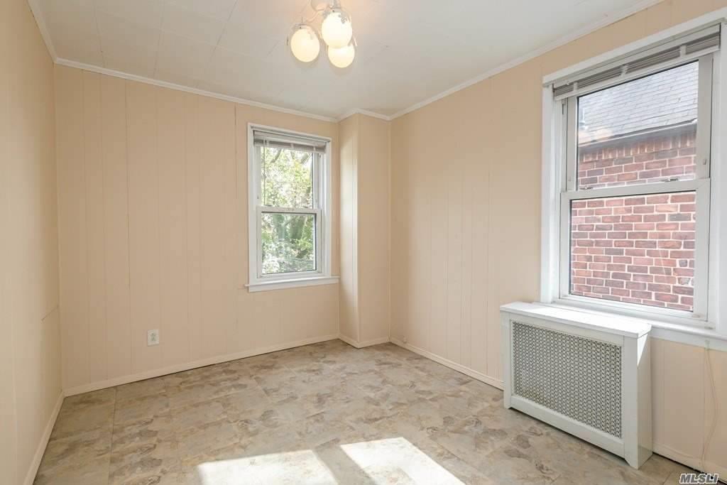 117-27 169 St Jamaica Jamaica NY 11434