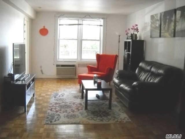 100 Brooklyn Freeport Freeport NY 11520