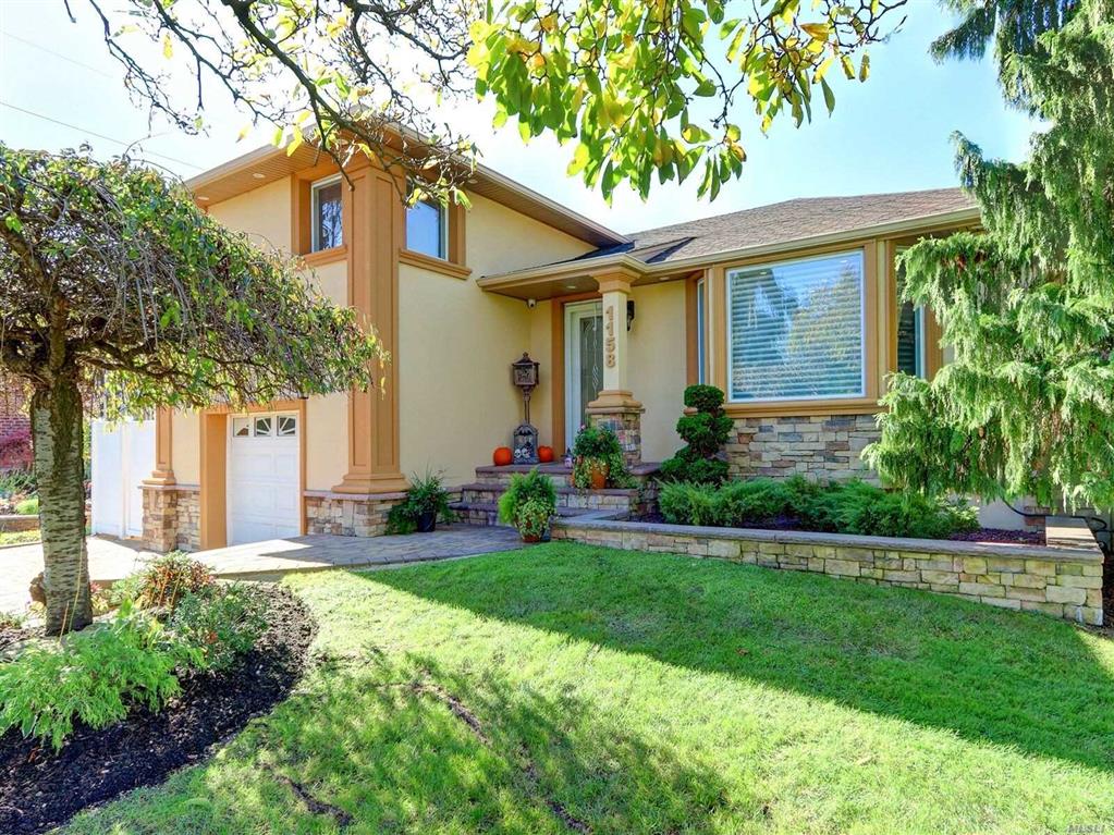 1158 Day St Seaford Seaford NY 11783