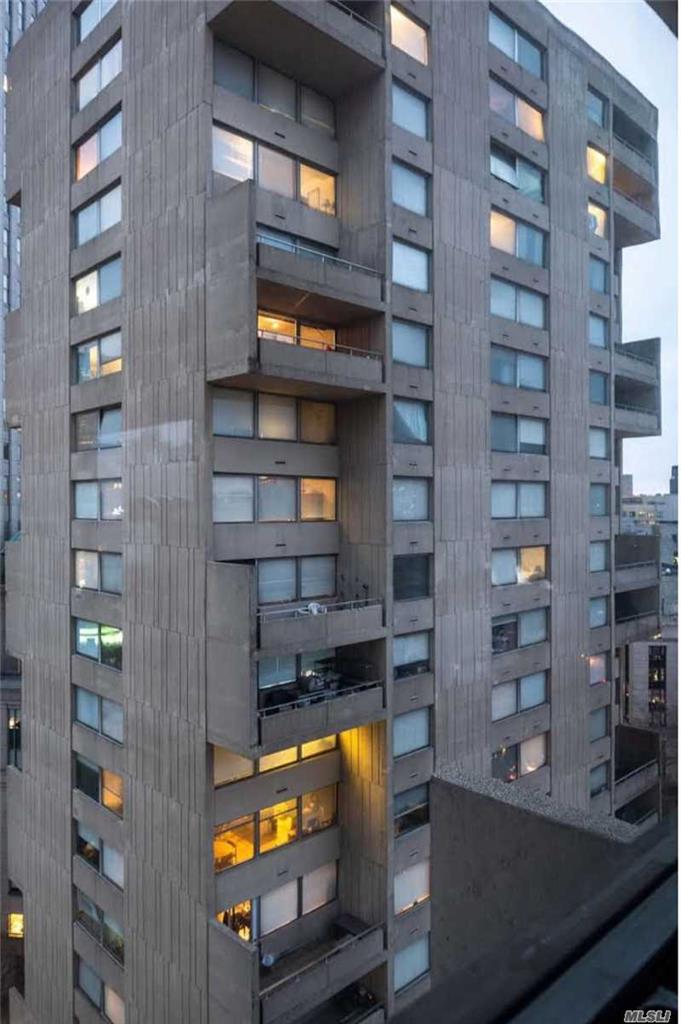 180 Park Row Out of NYC New York NY 10038