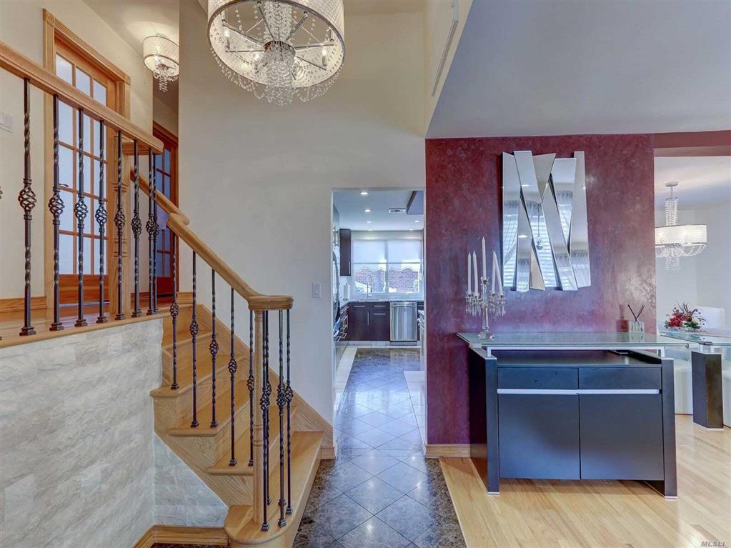 1158 Day St Seaford Seaford NY 11783