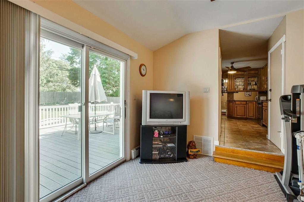 69 Rumford Rd Kings Park Kings Park NY 11754