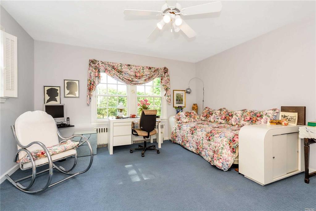 213 Albon Rd Hewlett Harbor Hewlett Harbor NY 11557
