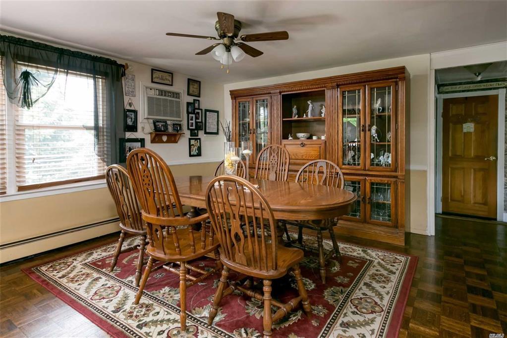 50 Anvil Ln Levittown Levittown NY 11756