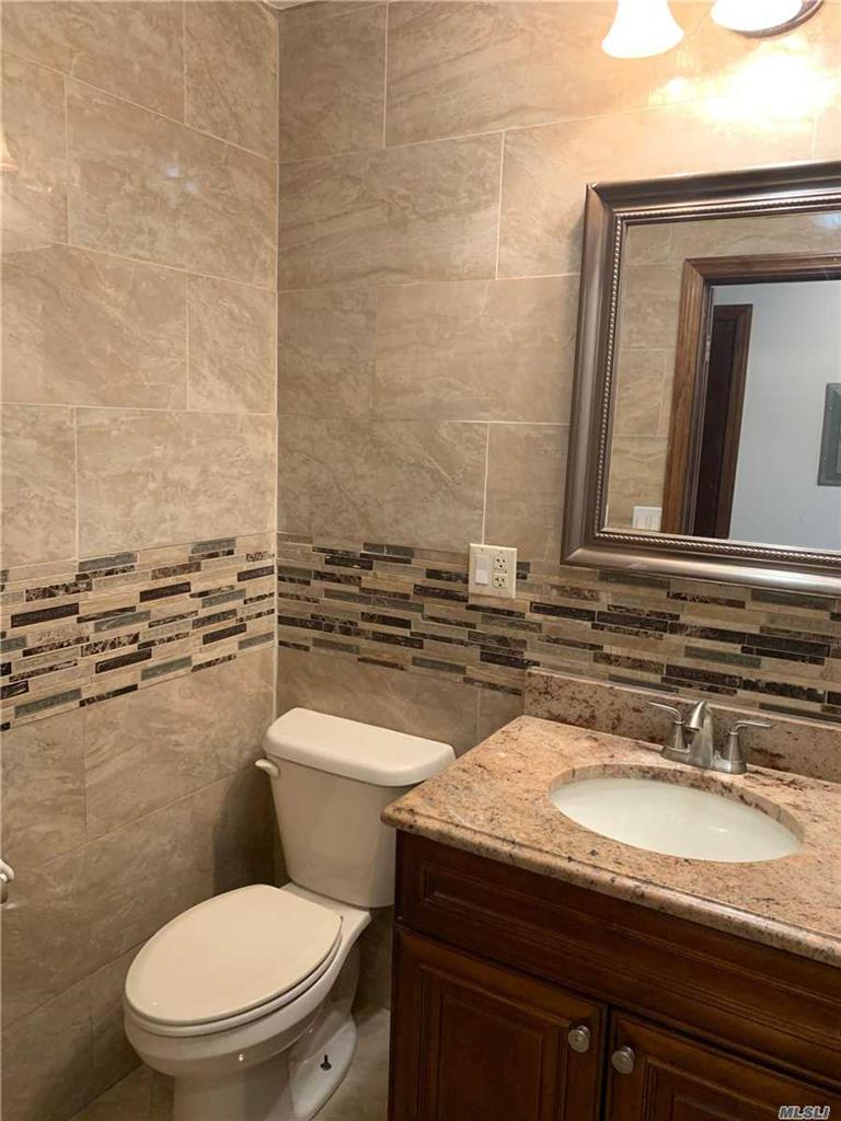 63-44 75th St Middle Village Middle Village NY 11379