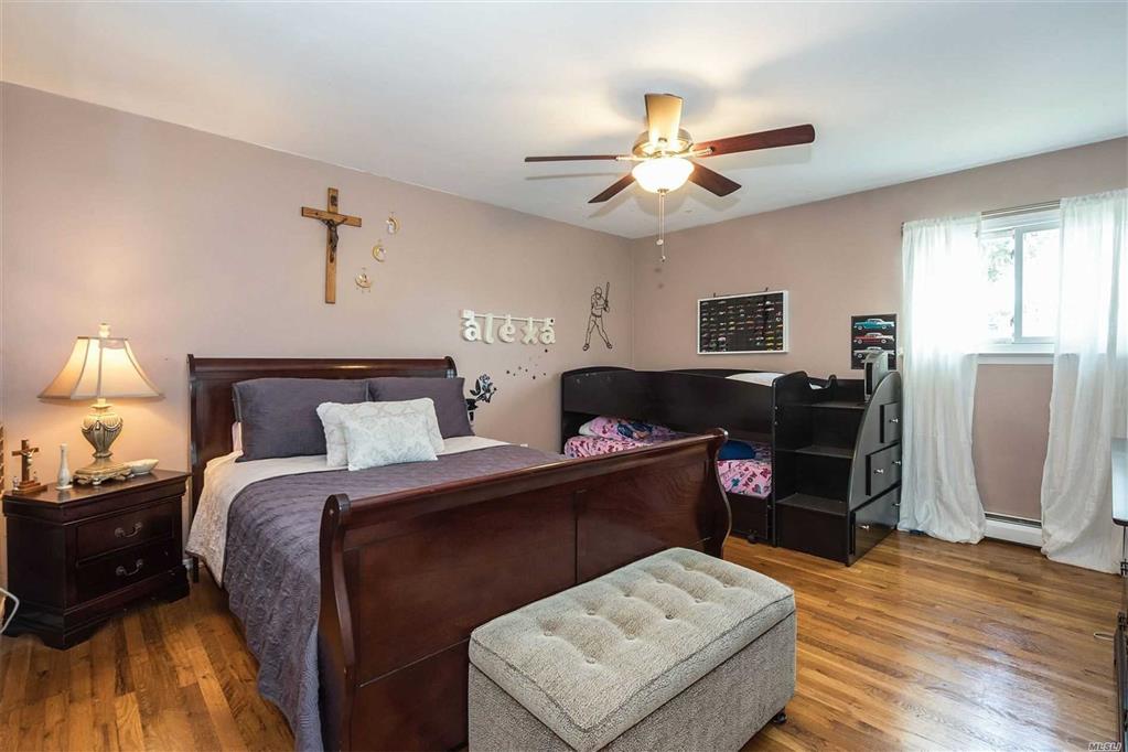 1 Berkeley Pl Massapequa Massapequa NY 11758