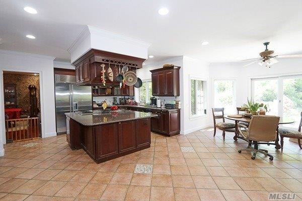 214 Sunset Rd Oyster Bay Cove Oyster Bay Cove NY 11771