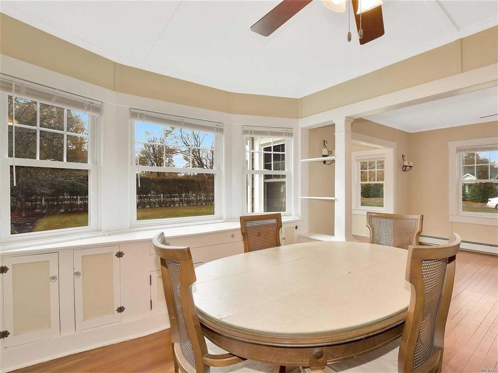36 South Phillips Ave Remsenburg Remsenburg NY 11960