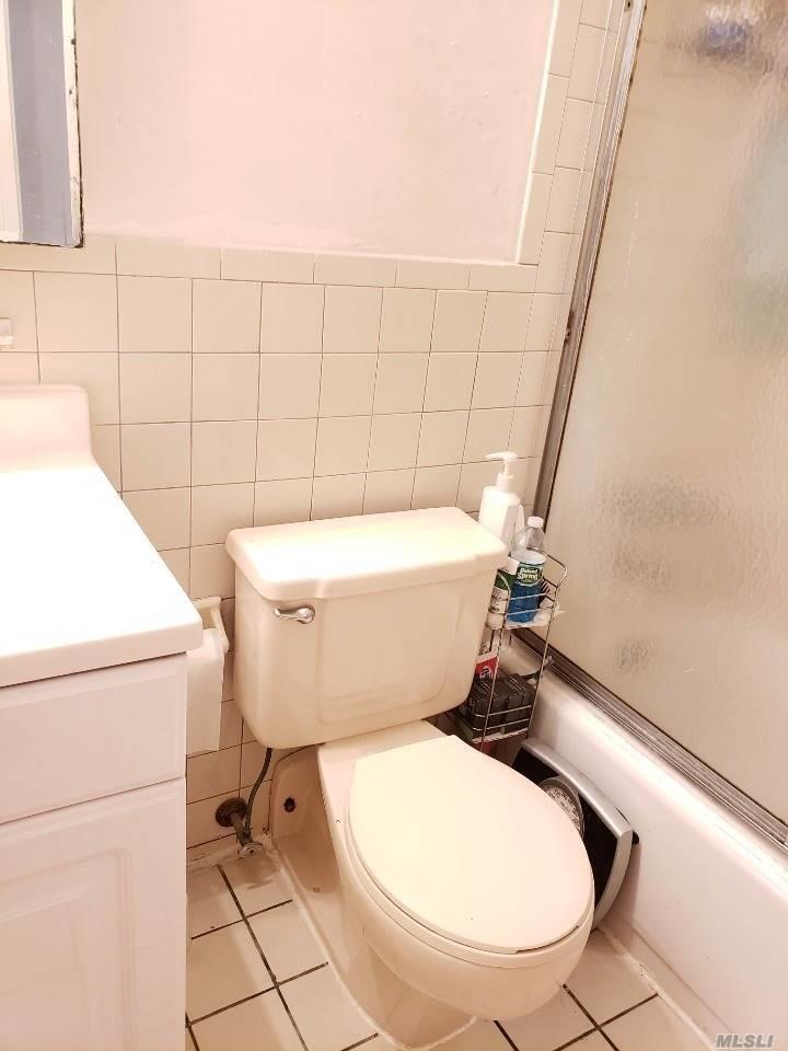 75-22 Parsons Blvd Flushing Flushing NY 11366