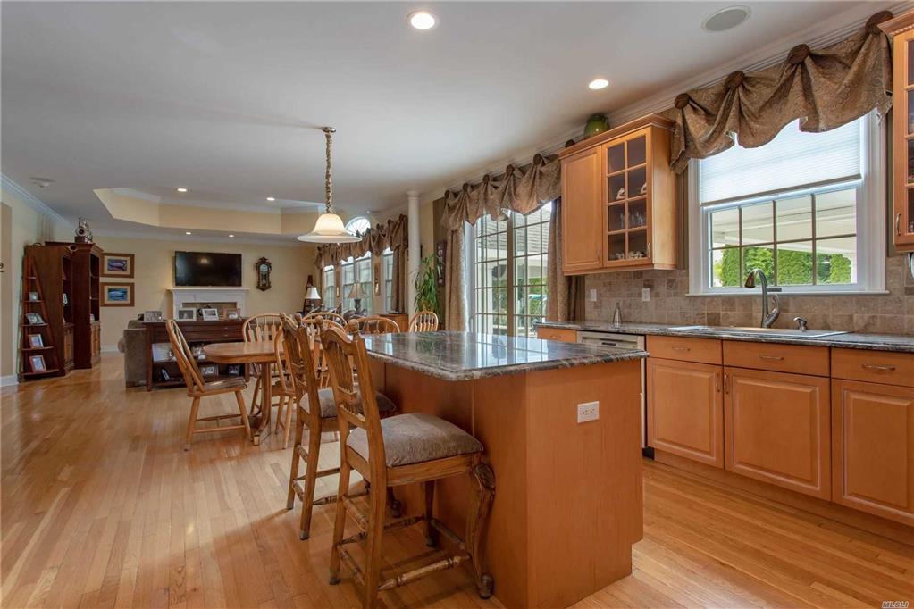 106 Elmwood Dr Dix Hills Dix Hills NY 11746