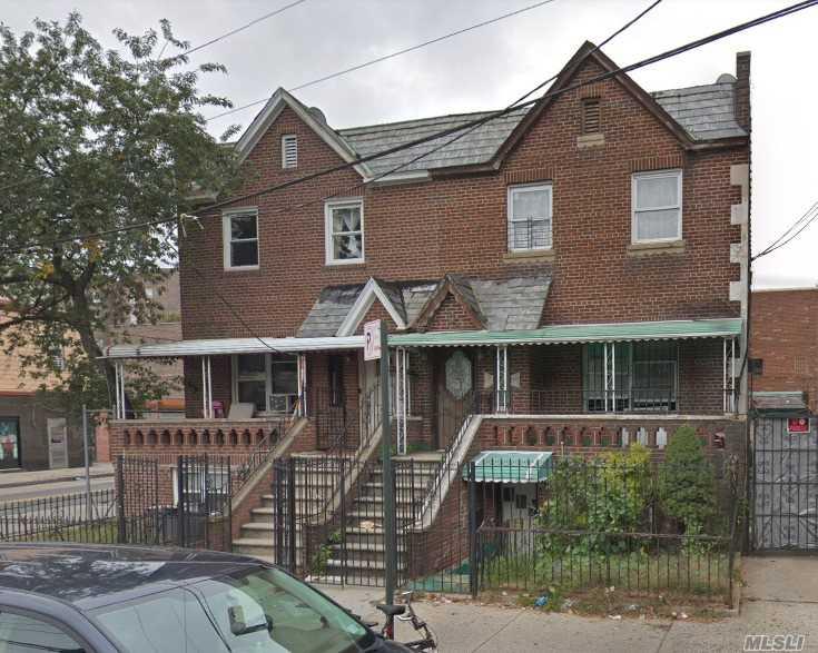 91-03 Lamont Ave Elmhurst Elmhurst NY 11373