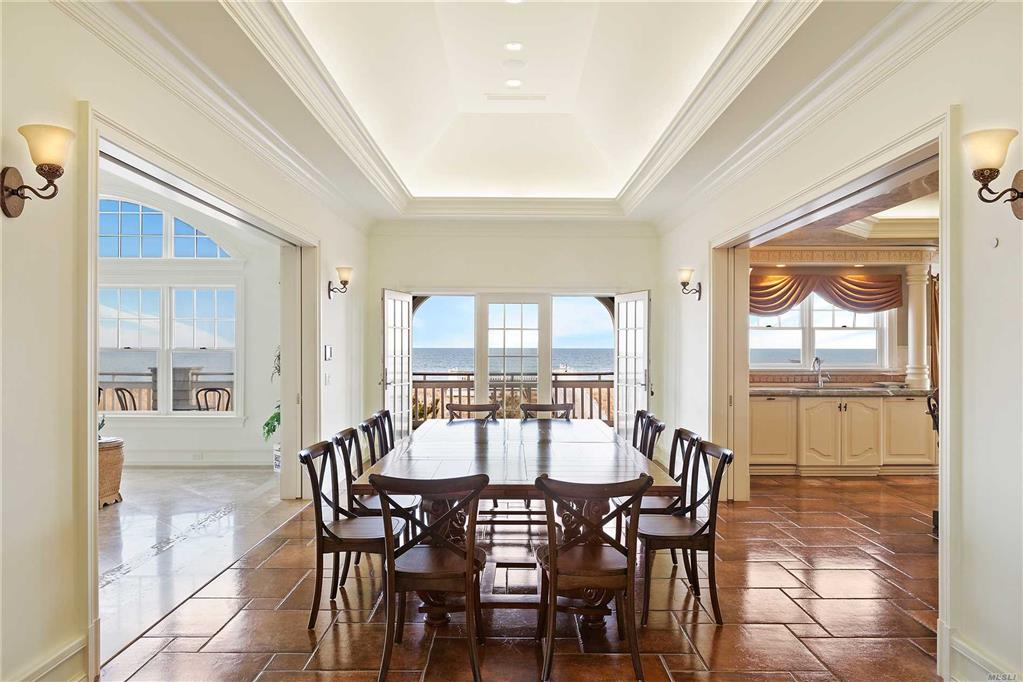 59 Dune Rd East Quogue E. Quogue NY 11942