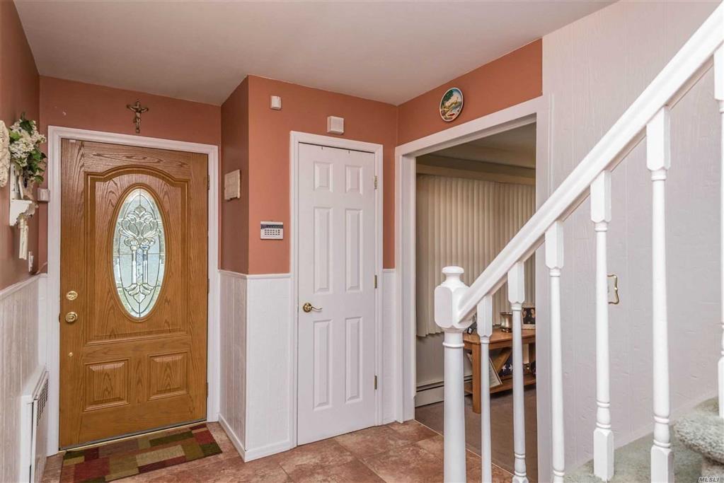 5 Potter Ct Smithtown Smithtown NY 11787