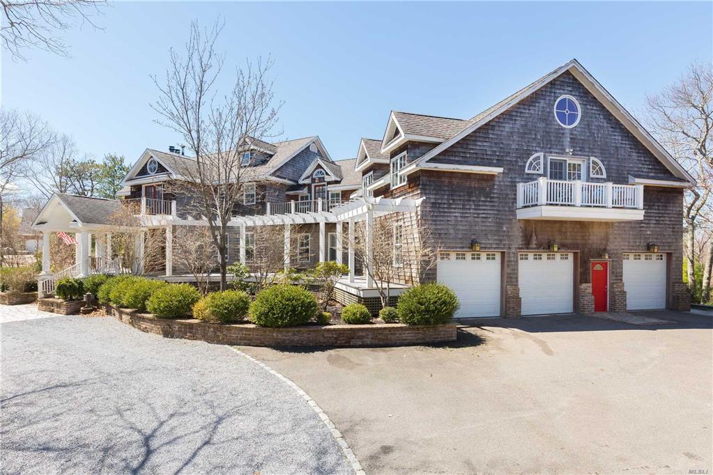 12 Red Creek Cir Hampton Bays Hampton Bays NY 11946 R Hamptons