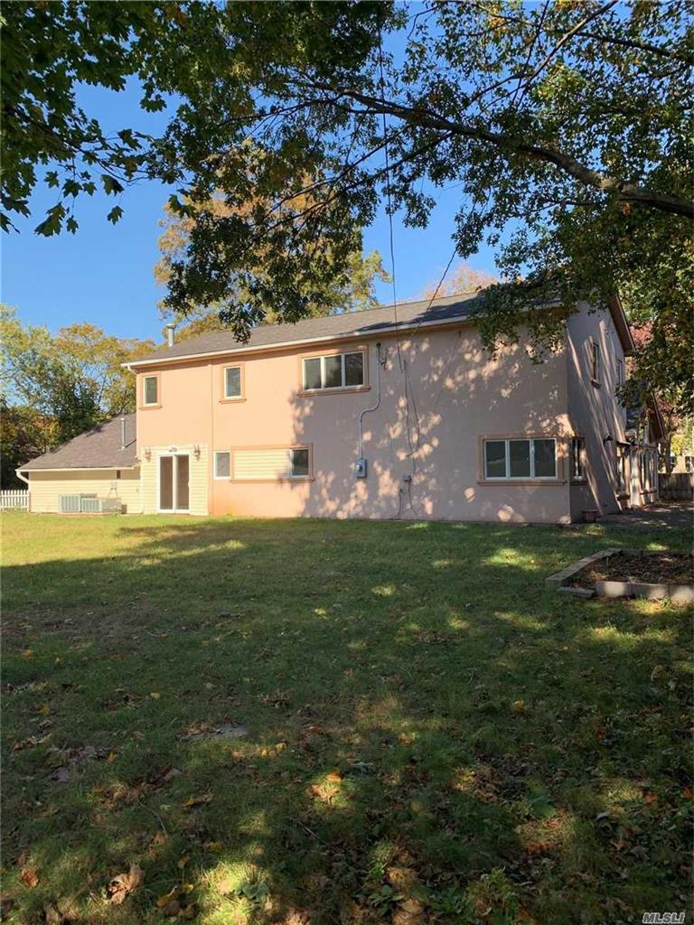 40 Carriage Ln Roslyn Heights Roslyn Heights NY 11577