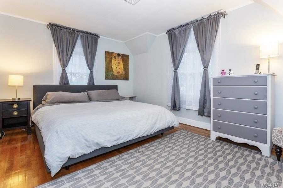26 Salisbury Ave Stewart Manor Stewart Manor NY 11530
