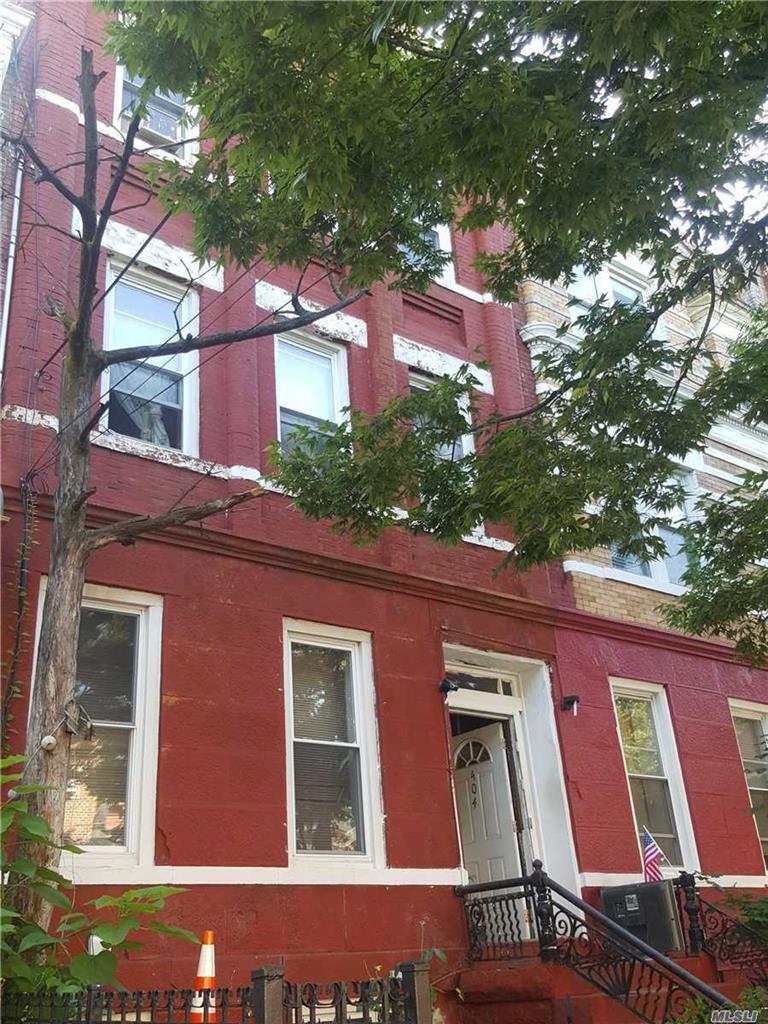 404 Bradford St Brooklyn NY 11207