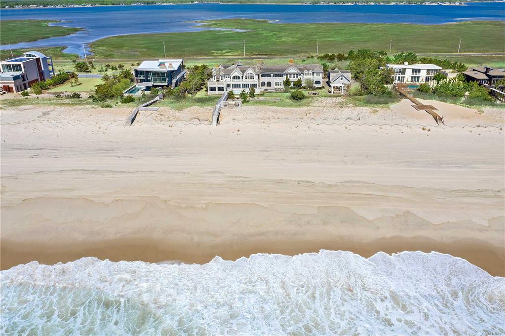 59 Dune Rd East Quogue E. Quogue NY 11942